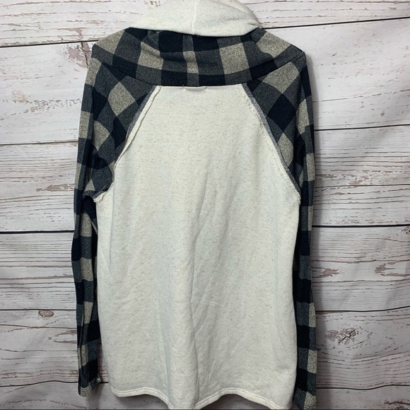 Euc 12 Pm by Mon Ami Flannel Print Turtleneck Tunic Sweater - Picture 5 of 7